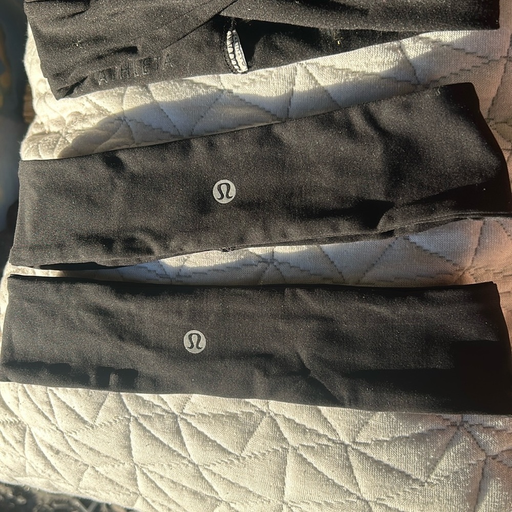 Lululemon black headbands